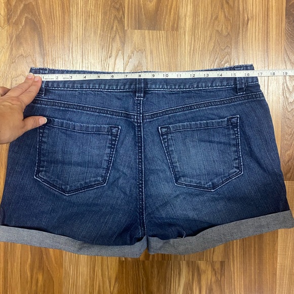 LOFT dark wash denim roll cuff shorts - Picture 7 of 7
